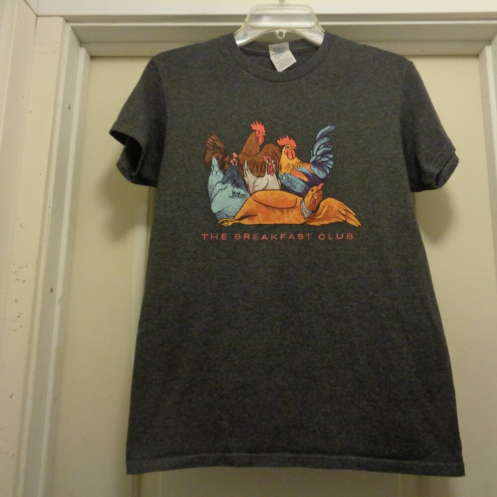 THE BREAKAST CLUB CHICKENS TEE SHIRT S